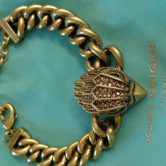 KURT GEIGER LONDON Gold-Tone Chain Bracelet with Eagle Embellished Charm - Picture 5 of 8